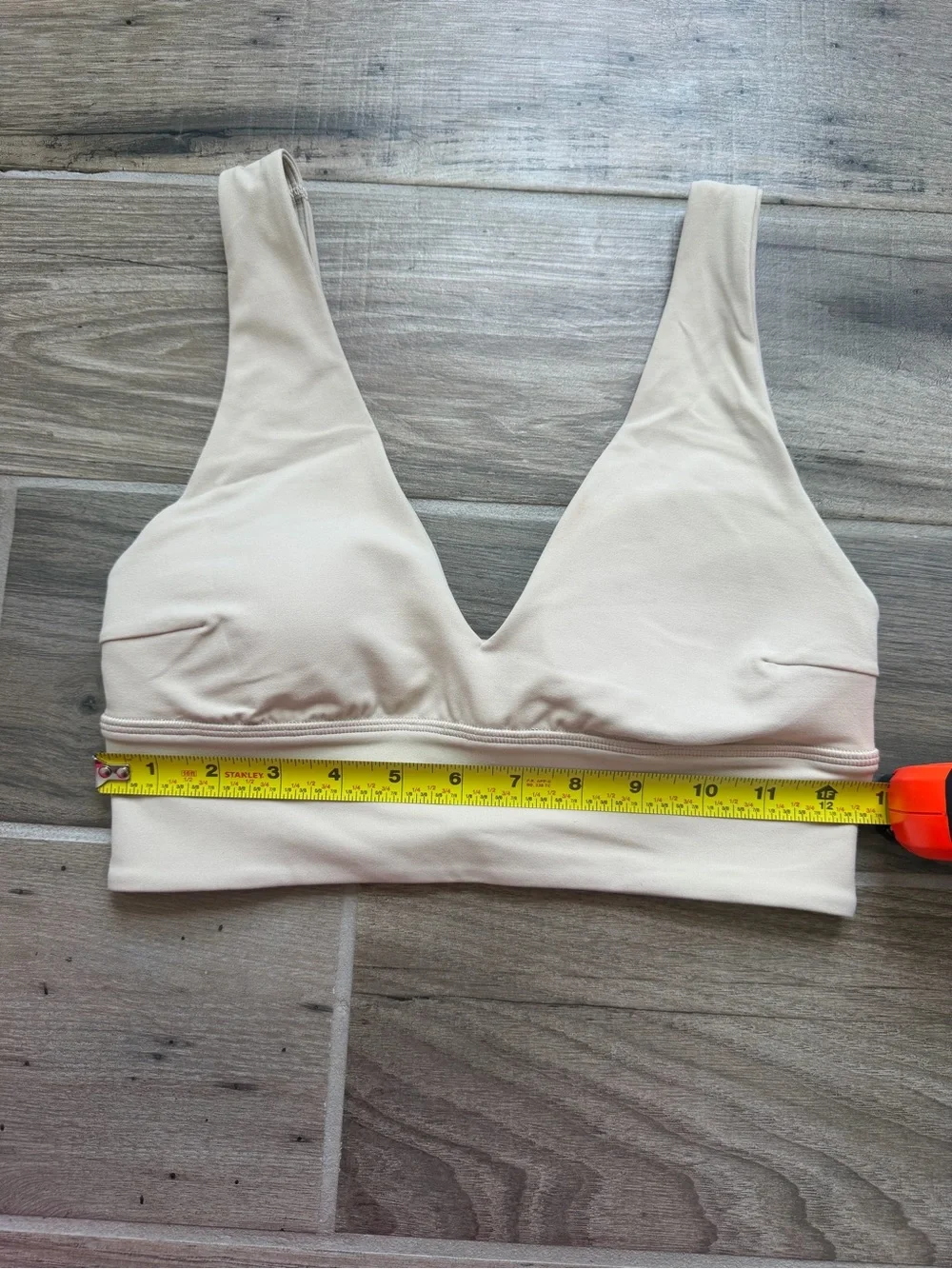 Lululemon New With Tags Align Sports bra sz 6 neutral sand